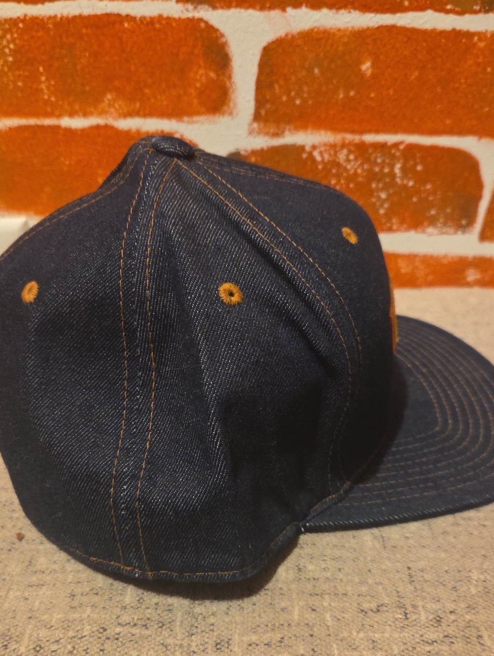 🏀 NY Knicks Denim Hat - Mitchell & Ness - Navy Blue/Orange/Bronze - Size 7 3/8" - Picture 4 of 9